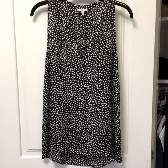 Joie silk heart sleeveless blouse. Size medium. Like new. - Picture 5 of 10